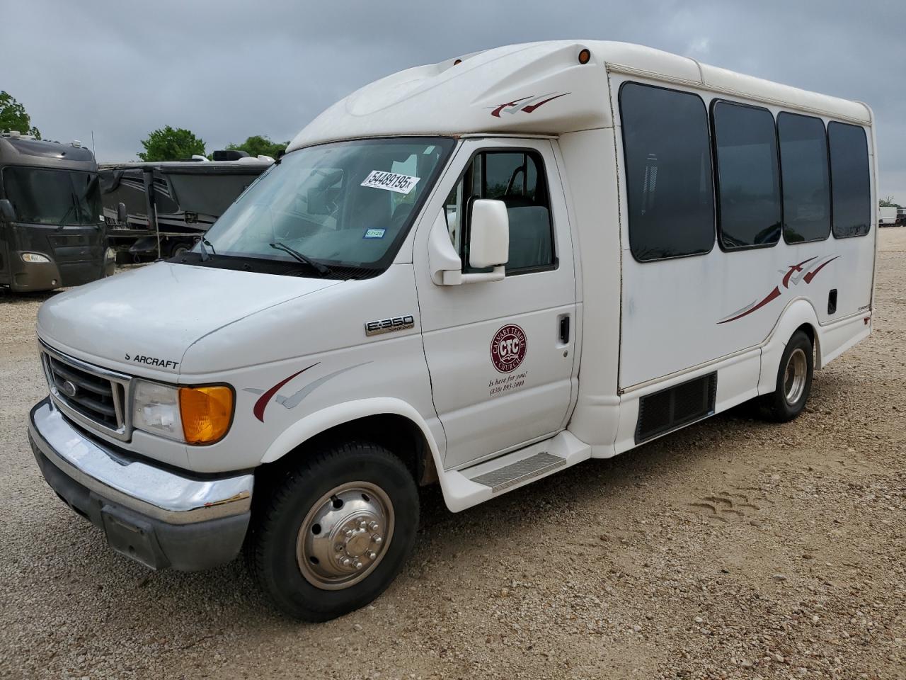 2006 Ford Econoline E350 Super Duty Cutaway Van en Venta en San Antonio, TX - Hail
