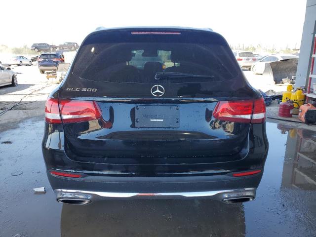 2017 MERCEDES-BENZ GLC 300