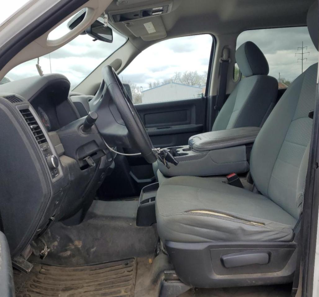 3C6RR7KT3FG677018 2015 Ram 1500 St