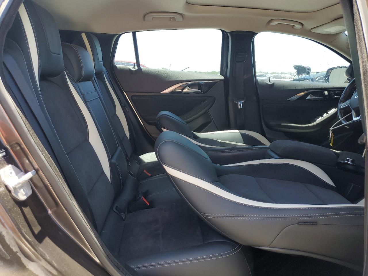 2017 Infiniti Qx30 Base VIN: SJKCH5CP0HA018397 Lot: 55046485