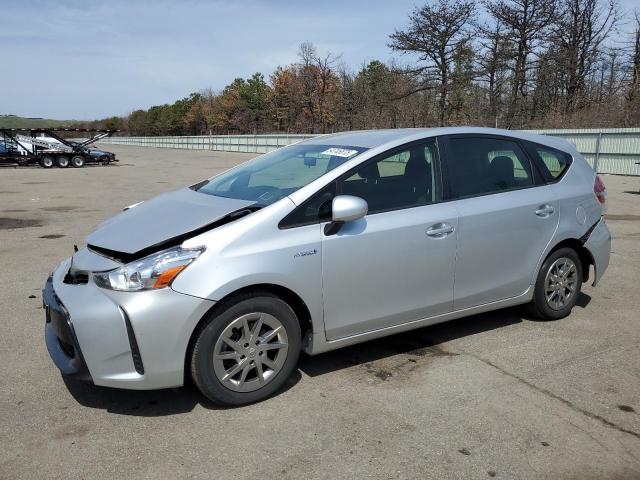 2016 Toyota Prius V 