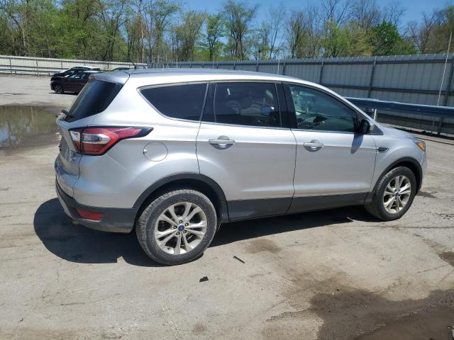 FORD ESCAPE 2017 Серебристый