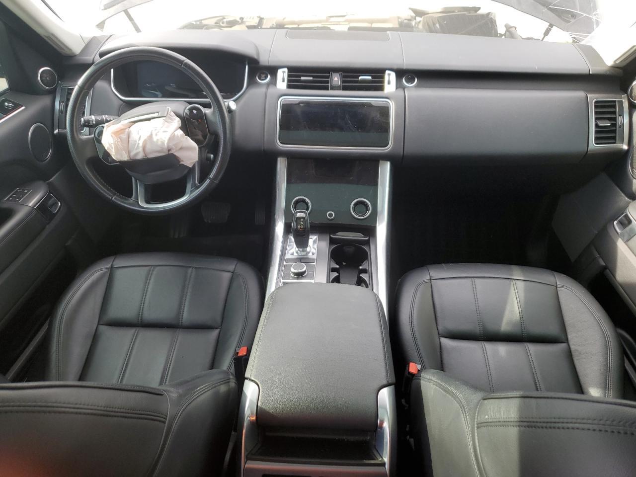 2018 Land Rover Range Rover - Image 8