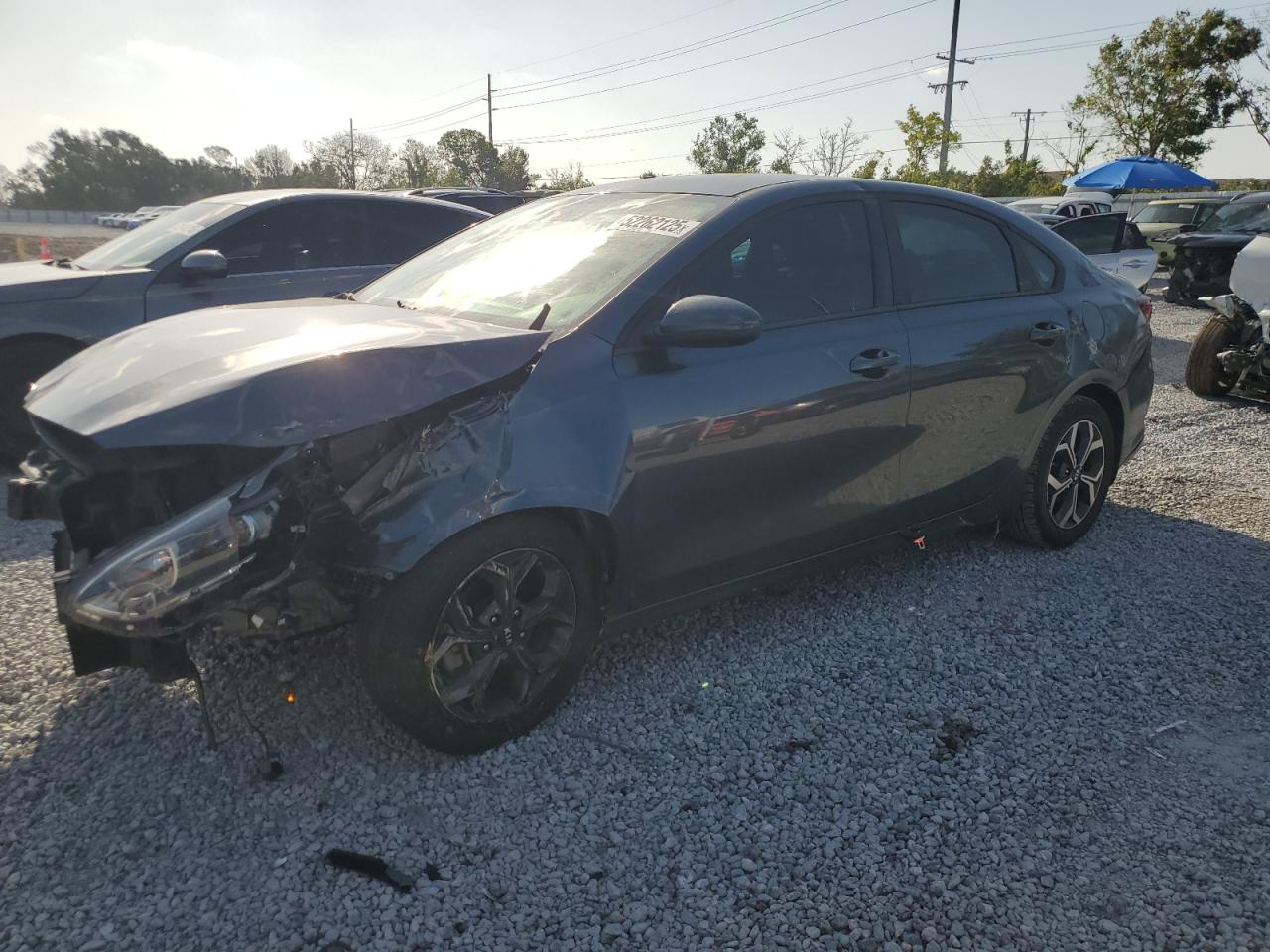 2019 Kia Forte Fe for Sale in Riverview, FL - Front End