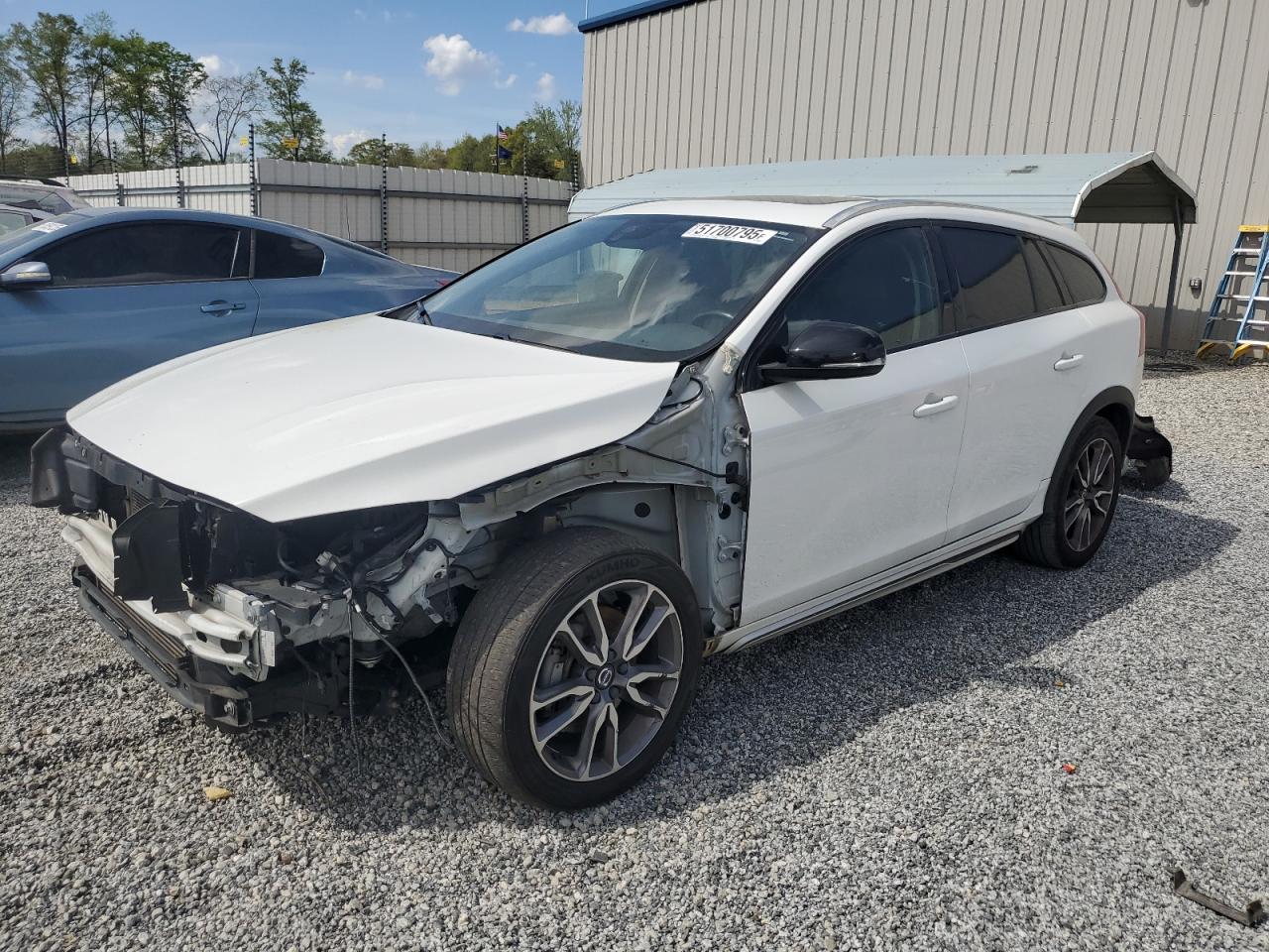 2018 Volvo V60 Cross Country Premier for Sale in Spartanburg, SC - Front End