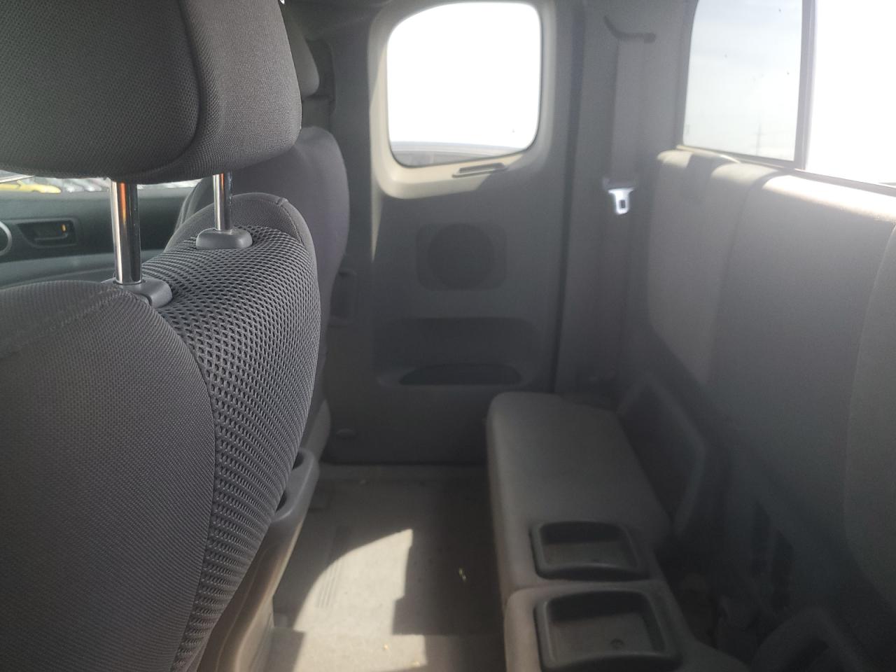 2005 Toyota Tacoma Access Cab VIN: 5TEUU42N25Z043073 Lot: 54046105