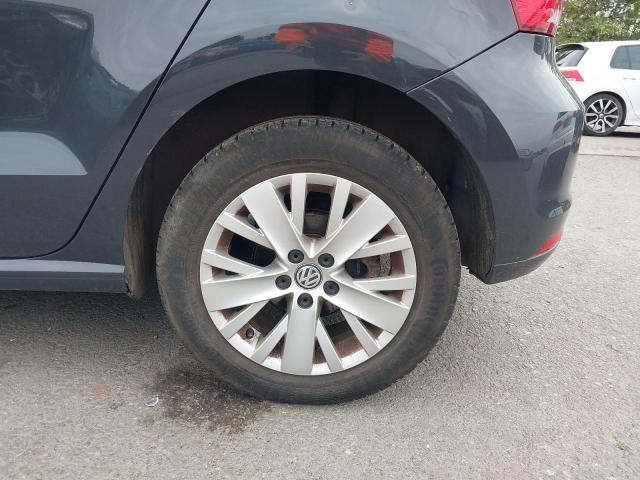 2015 VOLKSWAGEN POLO SE TS