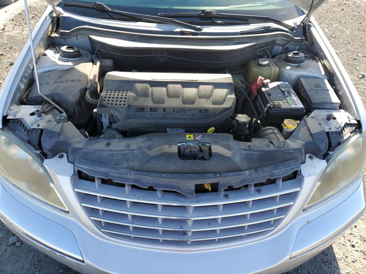2007 Chrysler Pacifica Touring VIN: 2C4GF68445R305019 Lot: 54585145
