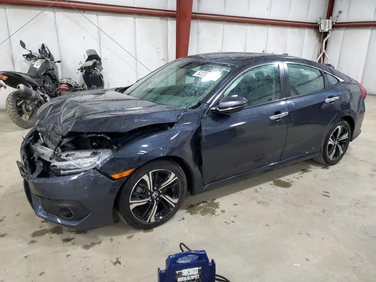 2018 Honda Civic Touring for Sale in Seaford, DE - Front End