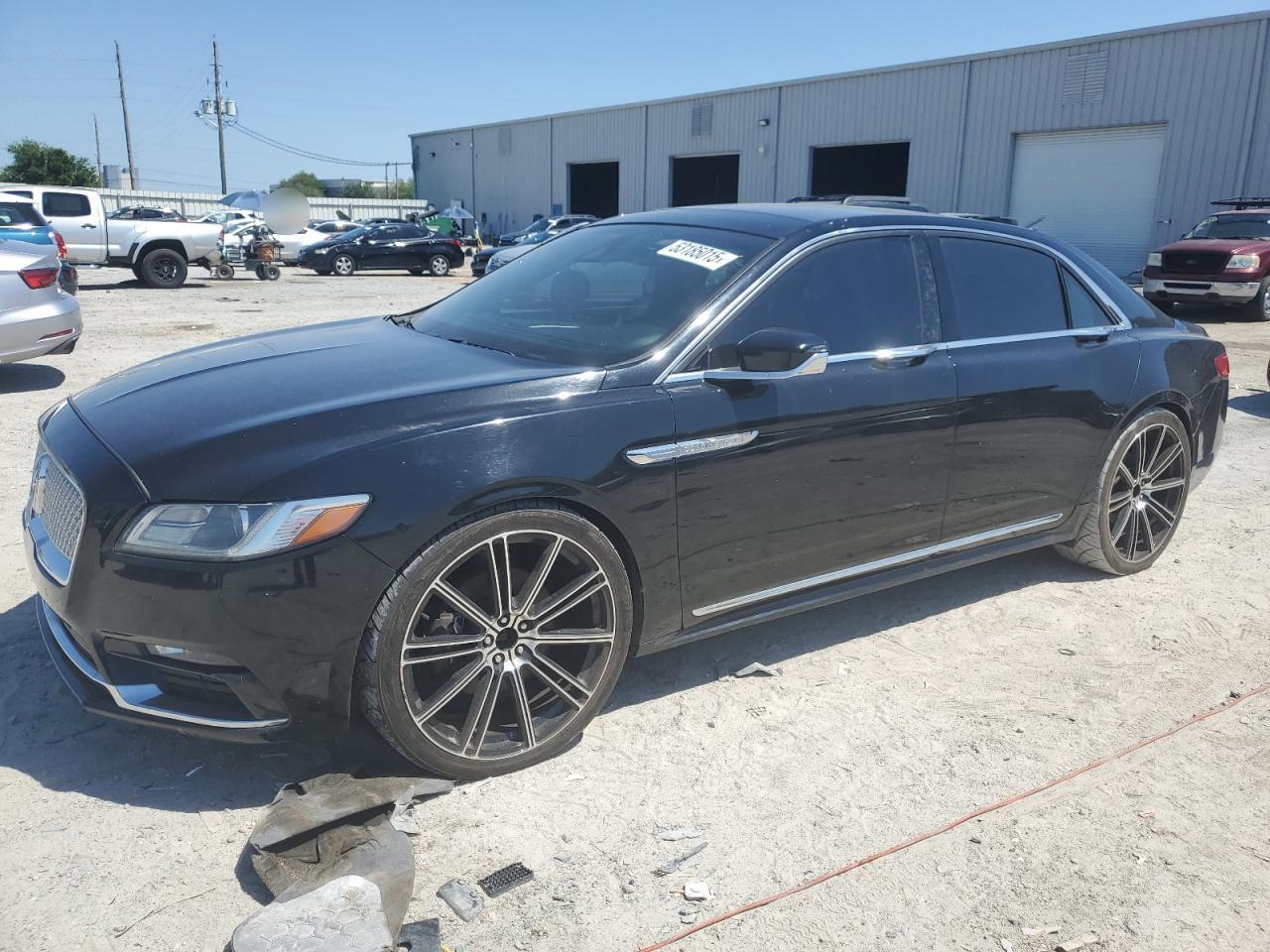 2018 Lincoln Continental Select продається в Jacksonville, FL - Minor Dent/Scratches
