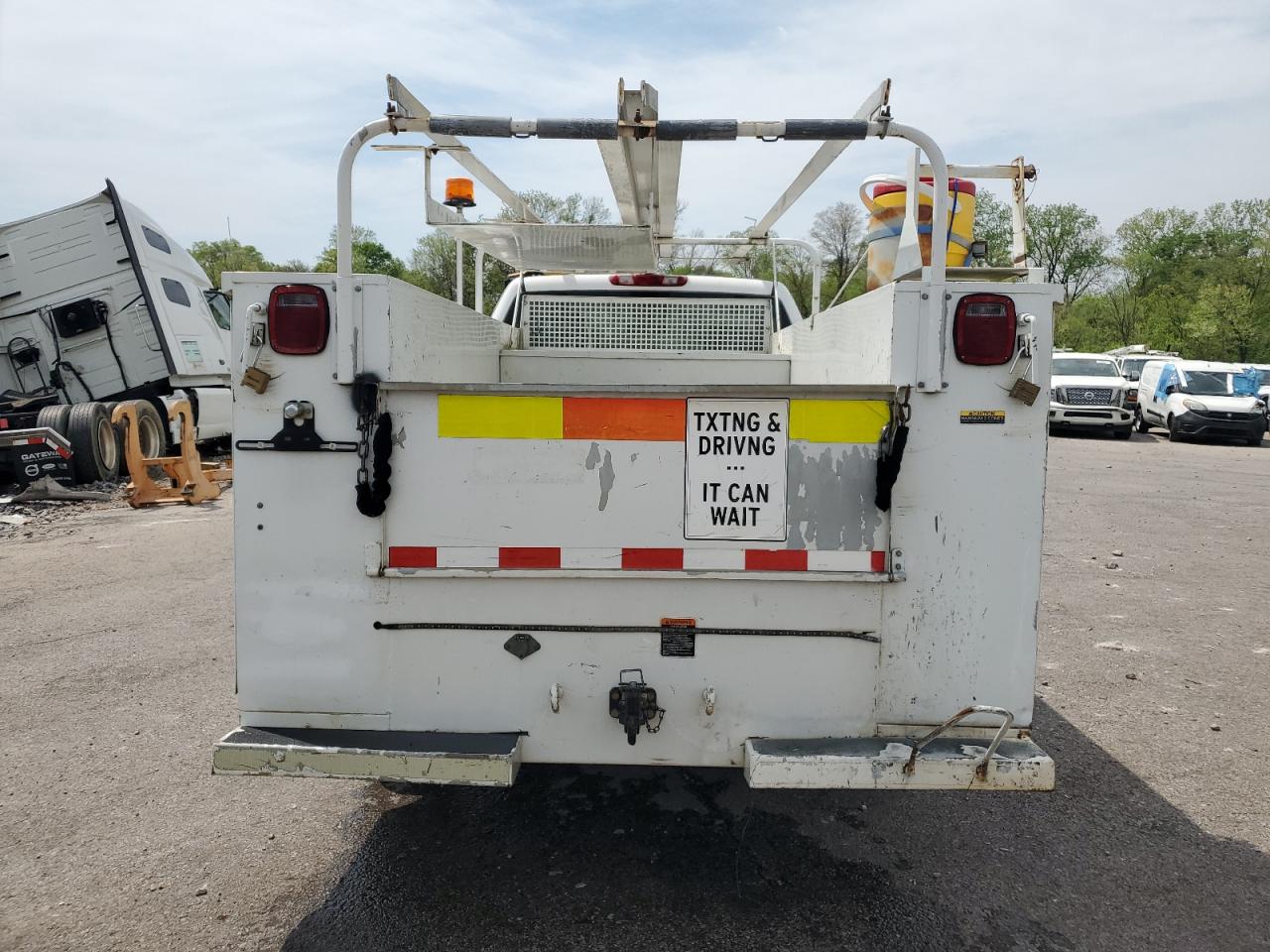 2007 Chevrolet Silverado C2500 Heavy Duty VIN: 1GBHC24K67E579403 Lot: 49303015