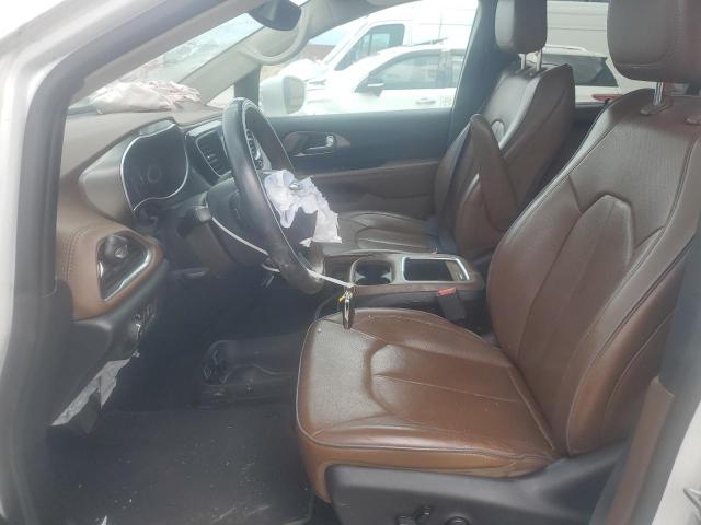 Minivans CHRYSLER PACIFICA 2017 White