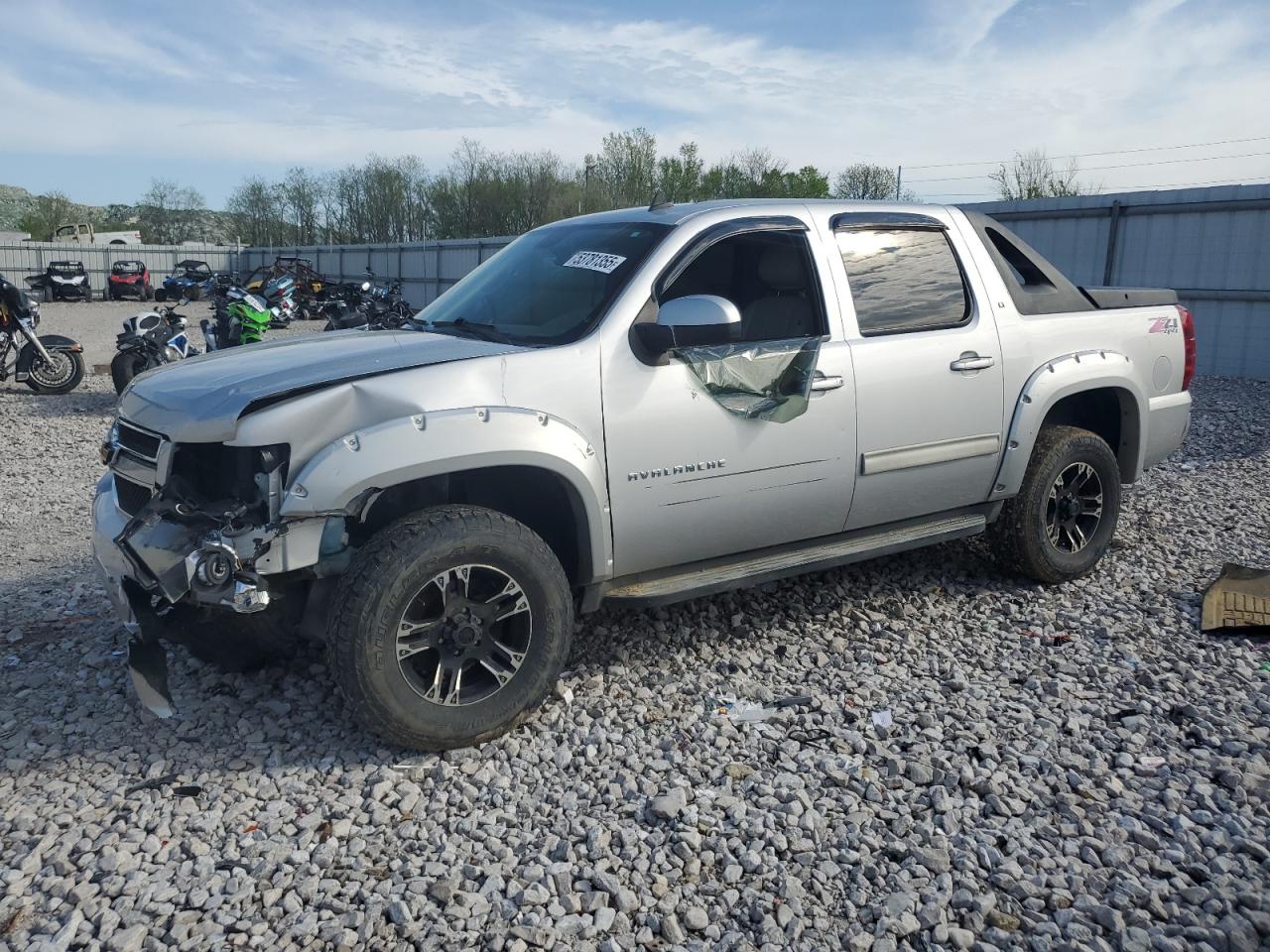 3GNVKFE04AG134199 CHEVROLET AVALANCHE Photo 1