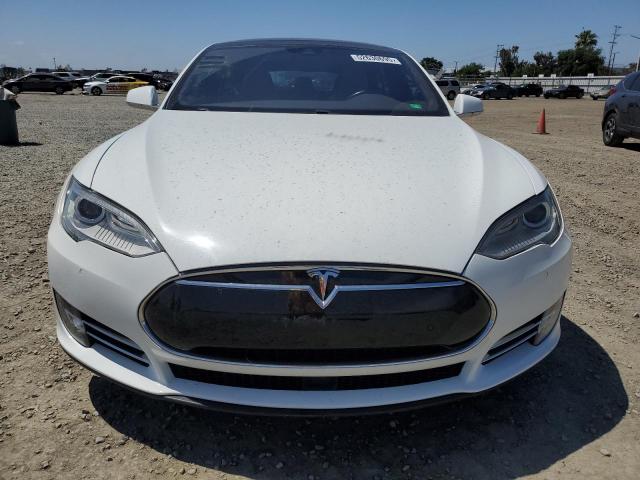 Хэтчбеки TESLA MODEL S 2015 Белый