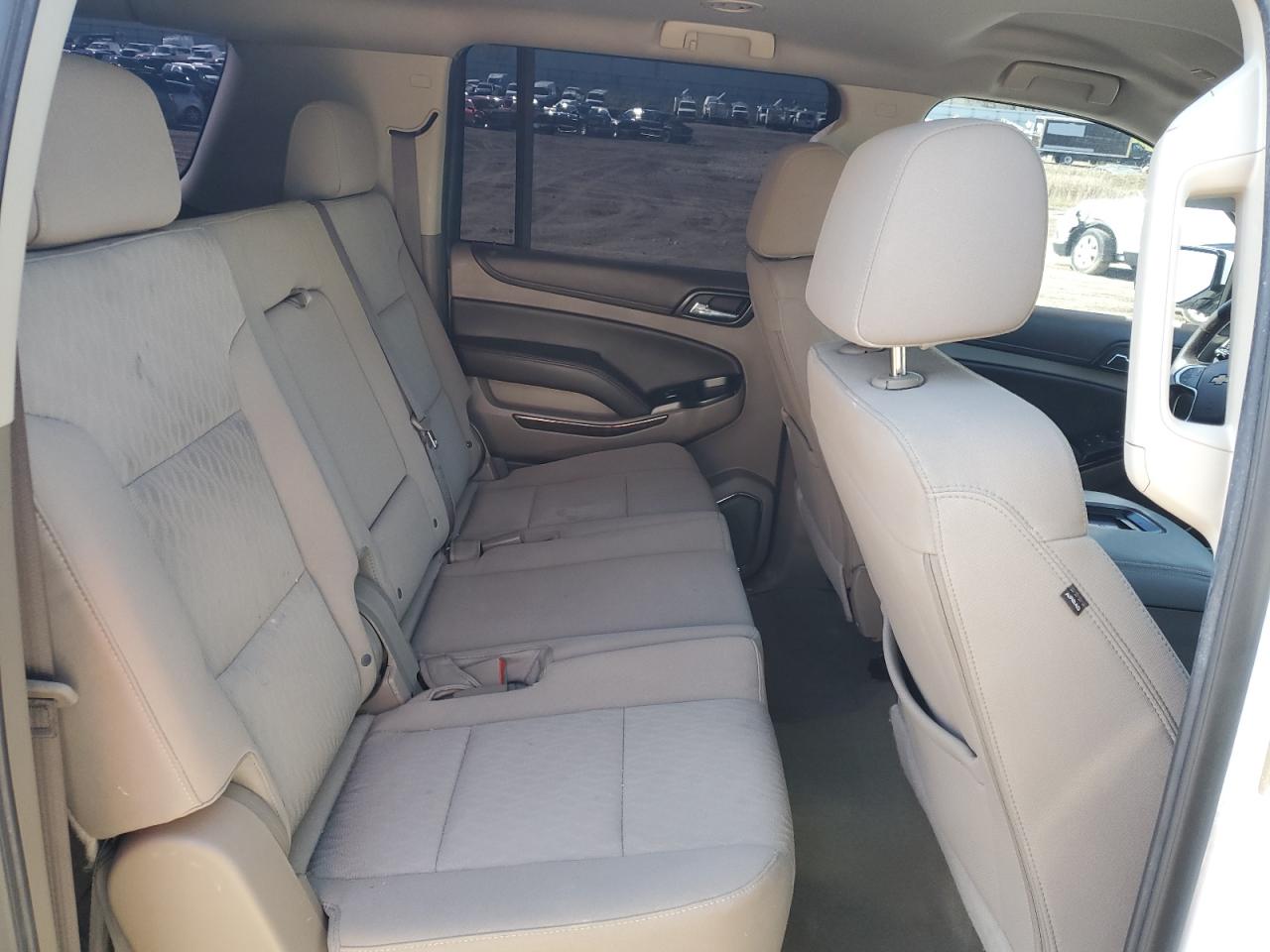 2018 Chevrolet Suburban K1500 Ls VIN: 1GNSKGKC6JR302917 Lot: 53651005