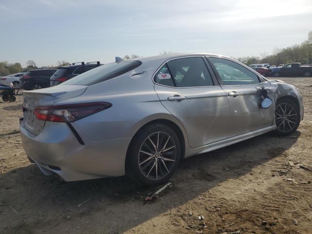  TOYOTA CAMRY 2021 Silver