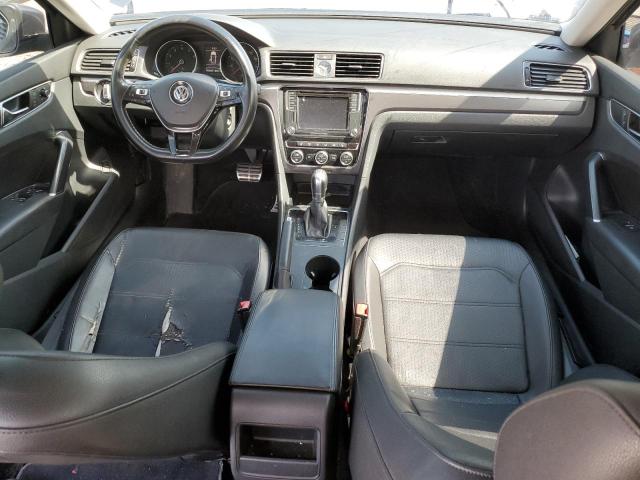  VOLKSWAGEN PASSAT 2017 Gray