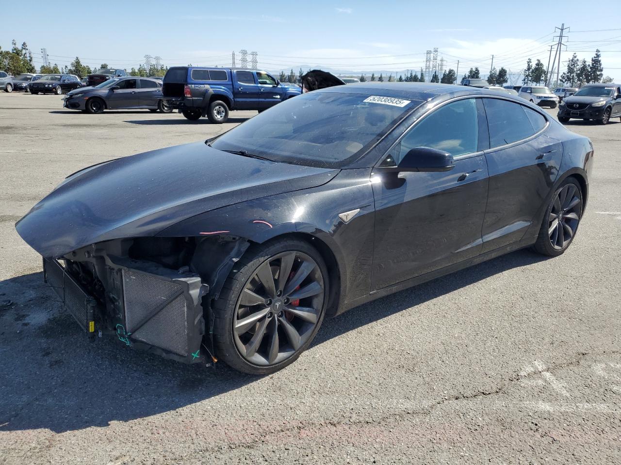 2016 Tesla Model S zu verkaufen in Rancho Cucamonga, CA - Front End
