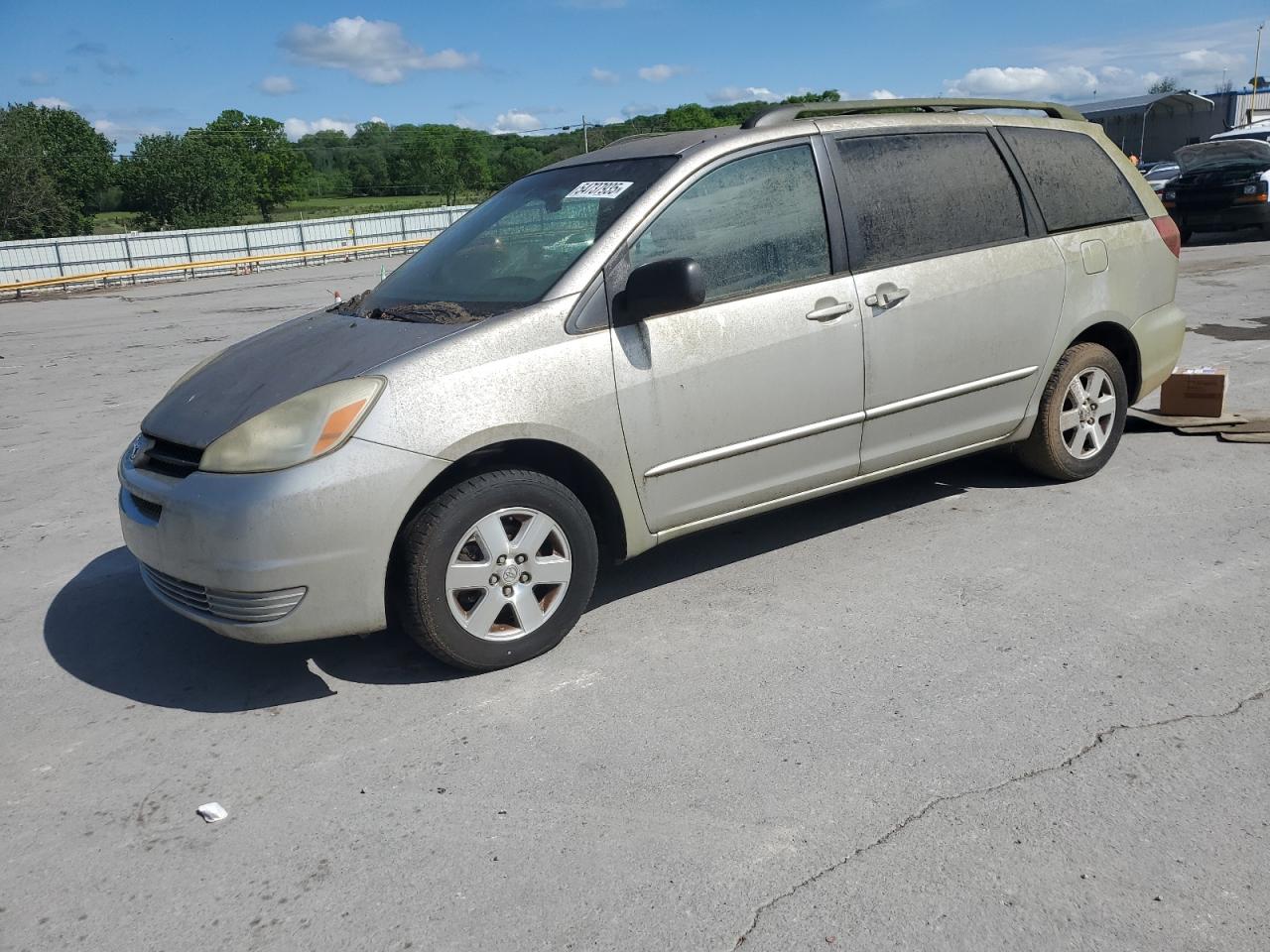 2005 Toyota Sienna Ce for Sale in Lebanon, TN - Normal Wear