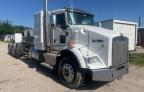 2017 Kenworth Construction T800 for Sale in Wilmer, TX - Minor Dent/Scratches