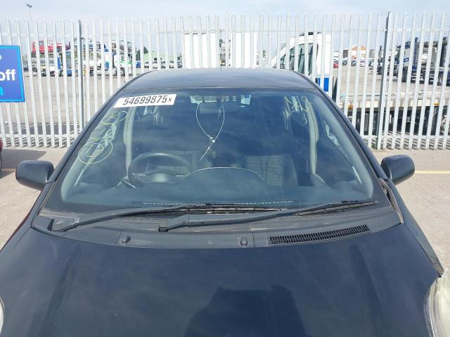 2010 TOYOTA YARIS TR V
