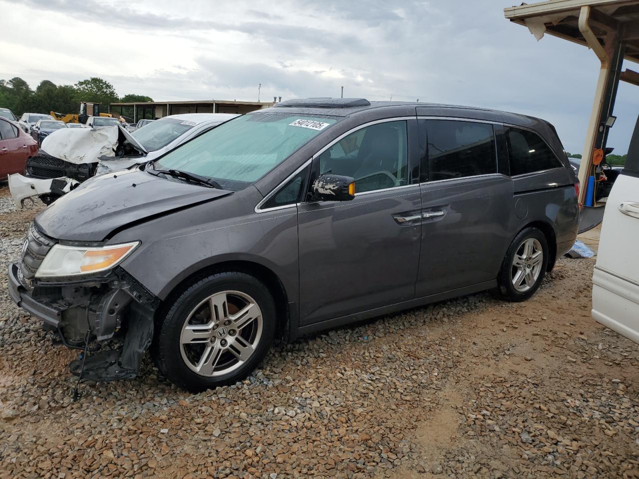2013 Honda Odyssey Touring на продаже в Tanner, AL - Front End