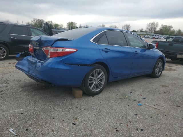 Sedans TOYOTA CAMRY 2017 Granatowy