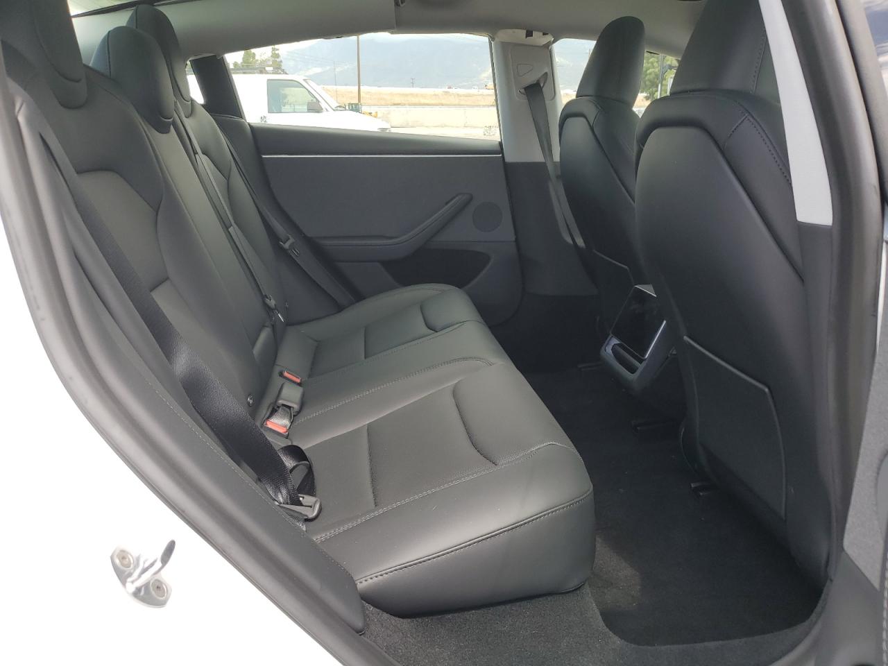 2025 Tesla Model 3 VIN: 5YJ3E1EA1SF931987 Lot: 51648775