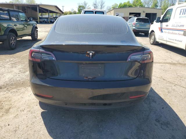  TESLA MODEL 3 2019 Czarny