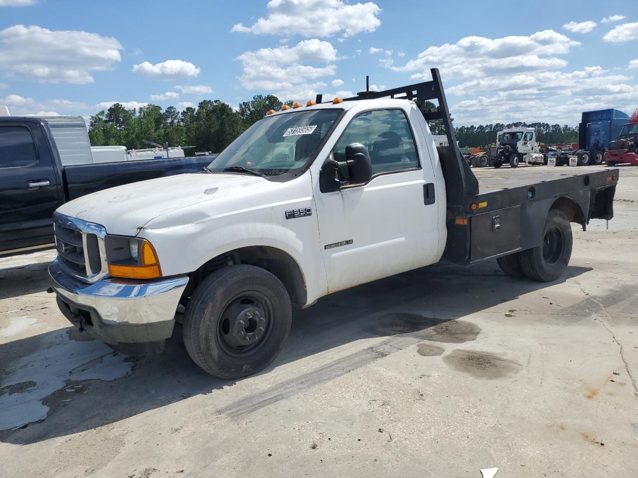 2001 Ford F350 Super Duty на продаже в Lumberton, NC - Minor Dent/Scratches