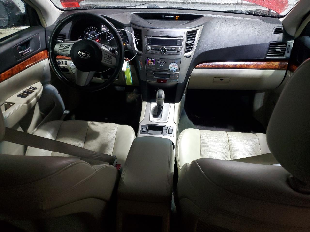 2011 Subaru Outback 2.5I Limited VIN: 4S4BRBKC1B3439755 Lot: 52090255