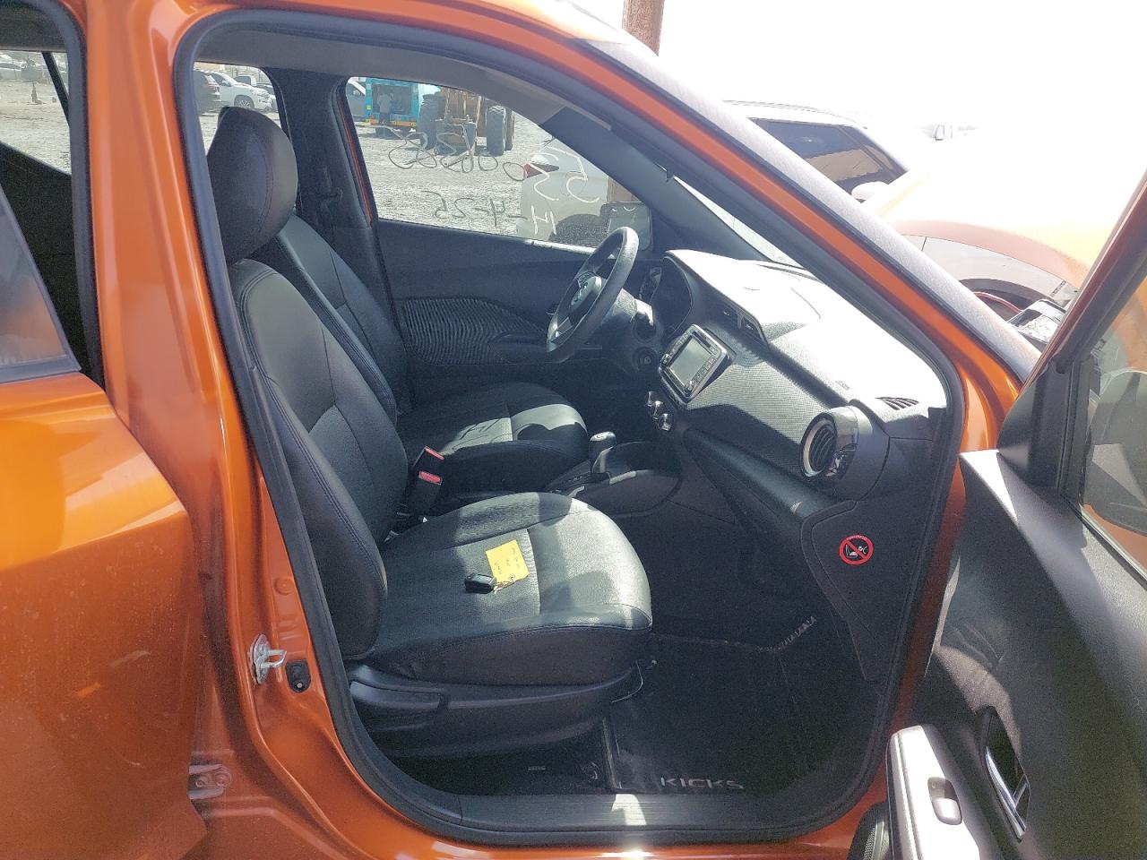 3N1CP5C96JL489818 - 2018 Nissan Kicks - #53006385