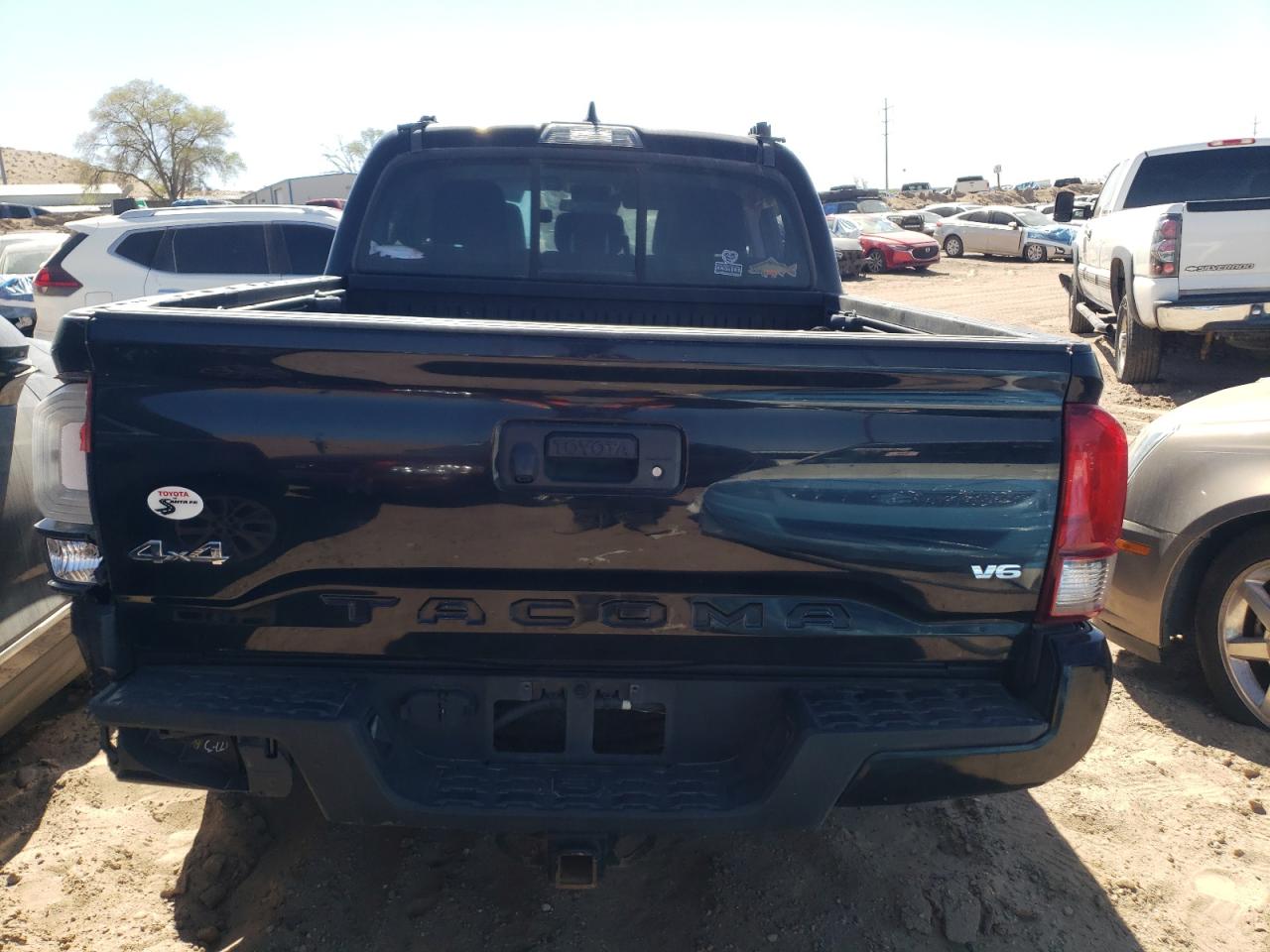 2019 Toyota Tacoma - Image 6