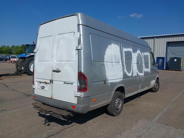 2005 MERCEDES BENZ SPRINTER 3