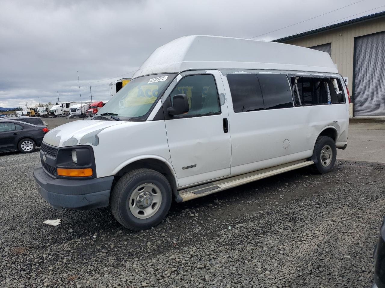 2005 Chevrolet Express G3500  for Sale in Eugene, OR - Rear End