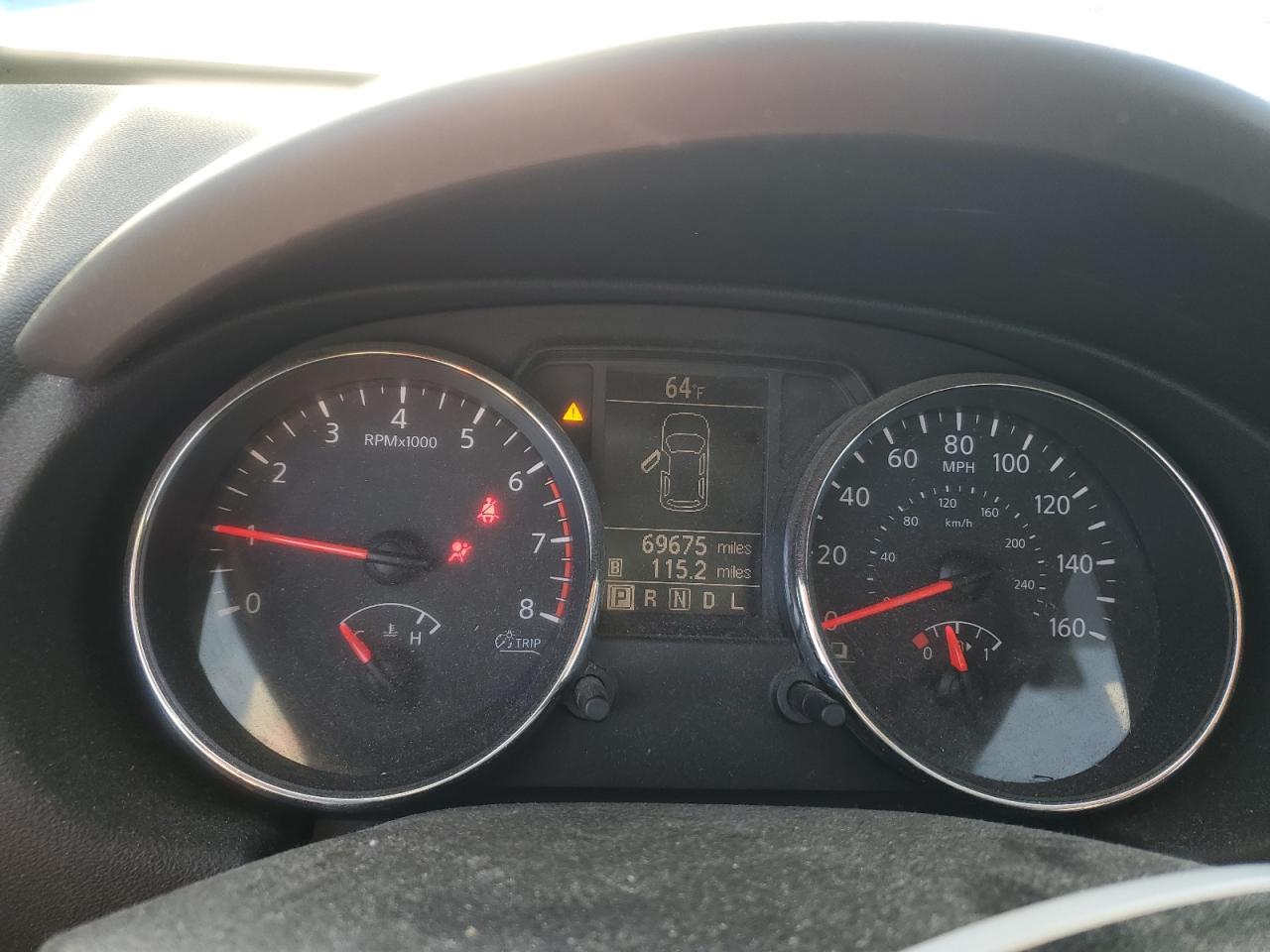 2011 Nissan Rogue S VIN: JN8AS5MV9BW261570 Lot: 55041135