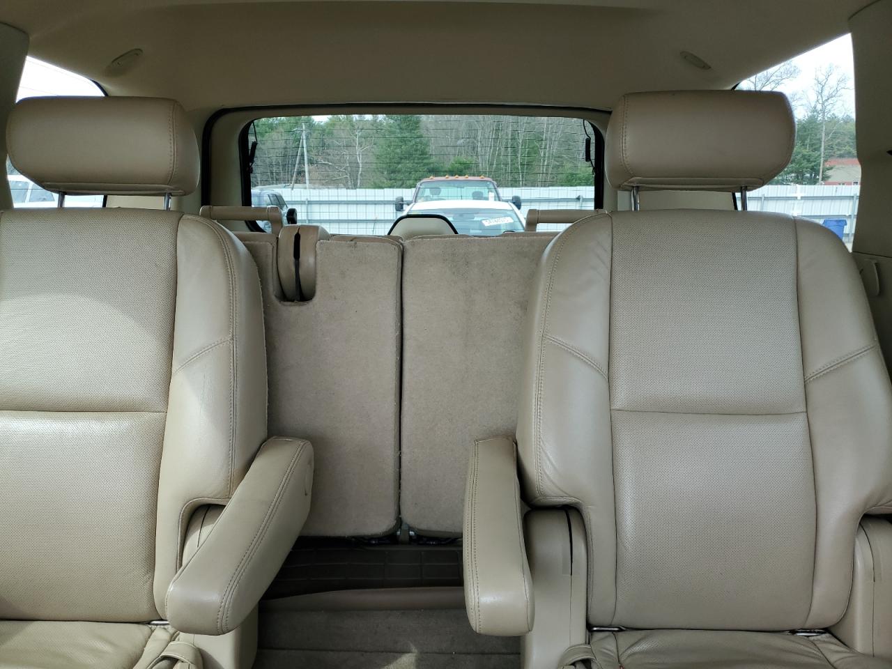 2010 Cadillac Escalade Premium VIN: 1GYUKCEF2AR273457 Lot: 53513025