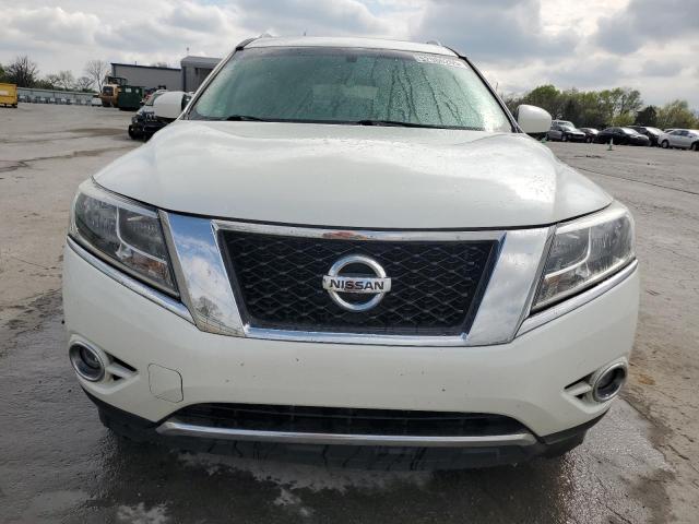  NISSAN PATHFINDER 2015 Белы
