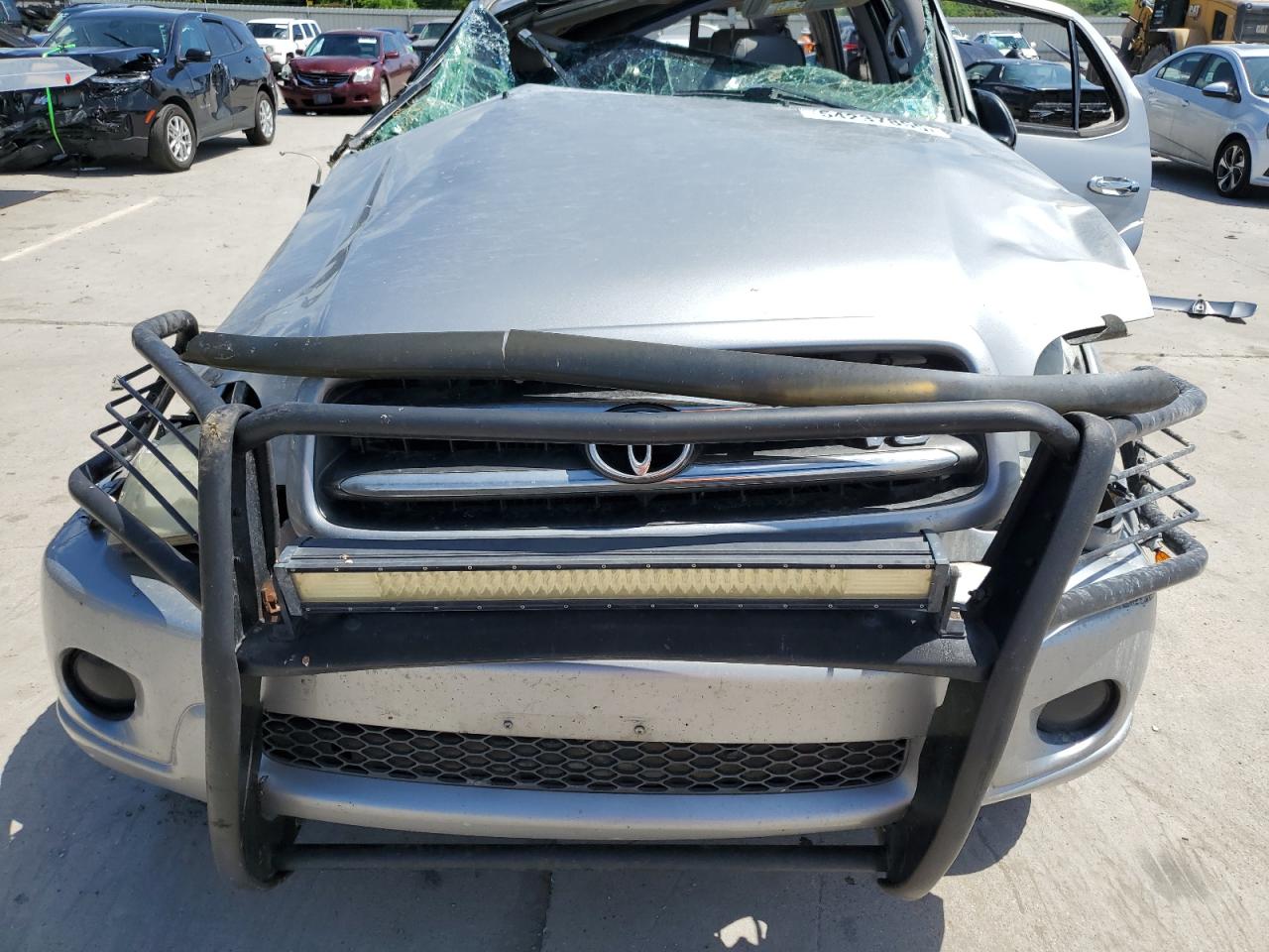 2002 Toyota Sequoia Limited VIN: 5TDBT48A92S117919 Lot: 54237855