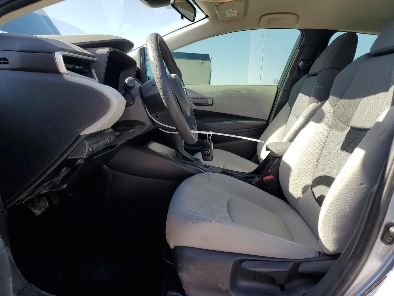 2022 Toyota Corolla Le VIN: JTDEAMDE8NJ040845 Lot: 54923305