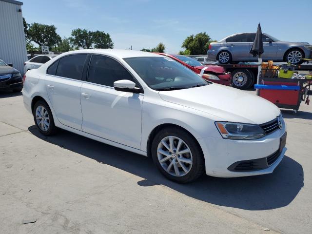  VOLKSWAGEN JETTA 2013 Белы