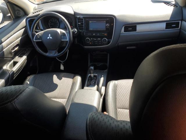  MITSUBISHI OUTLANDER 2015 Сріблястий