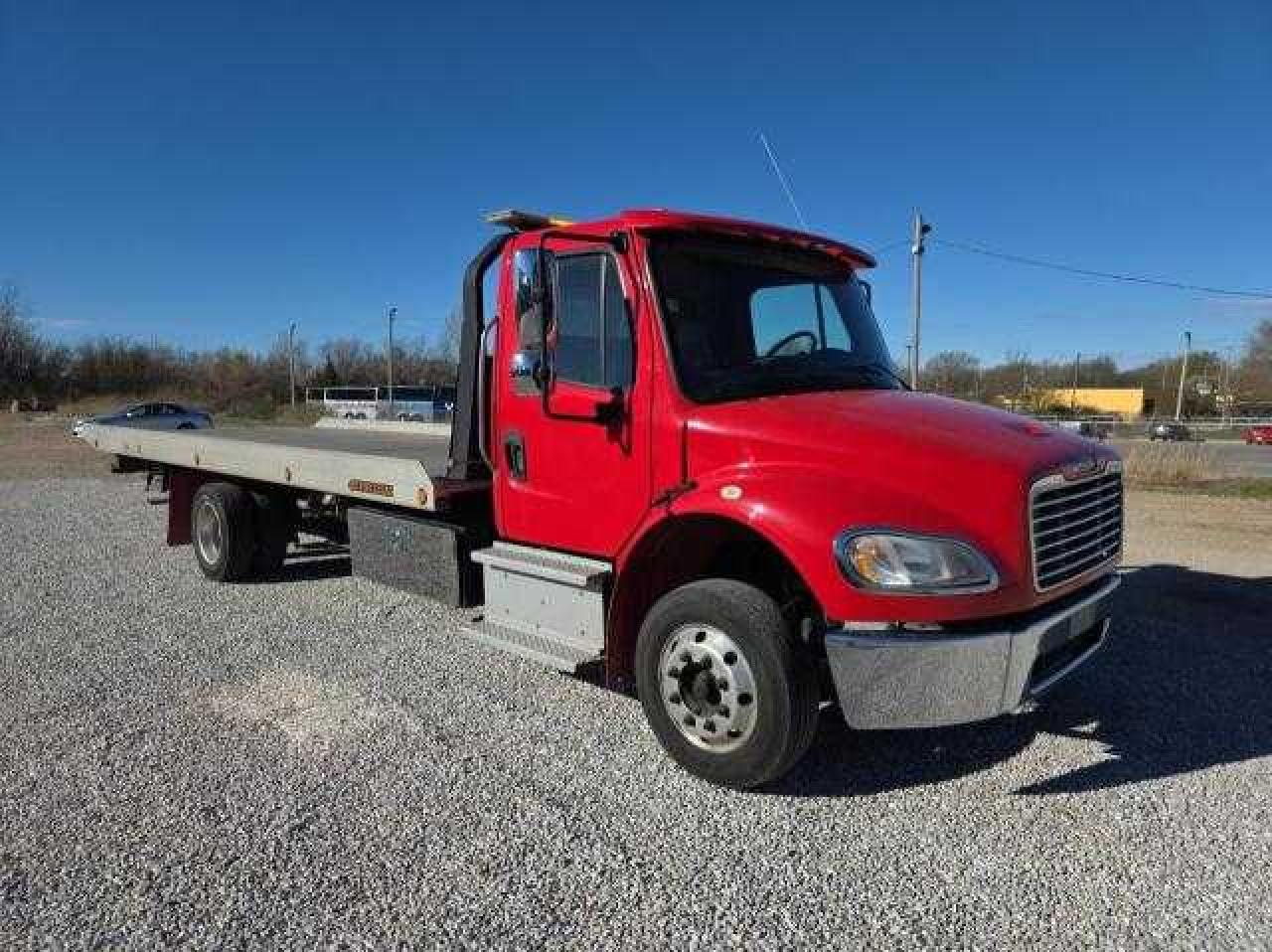 2019 Freightliner M2 106 Medium Duty for Sale in Rogersville, MO - Normal Wear