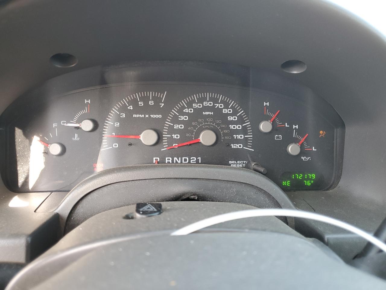 2004 Ford Expedition Xlt VIN: 1FMRU15W44LB83370 Lot: 54530685