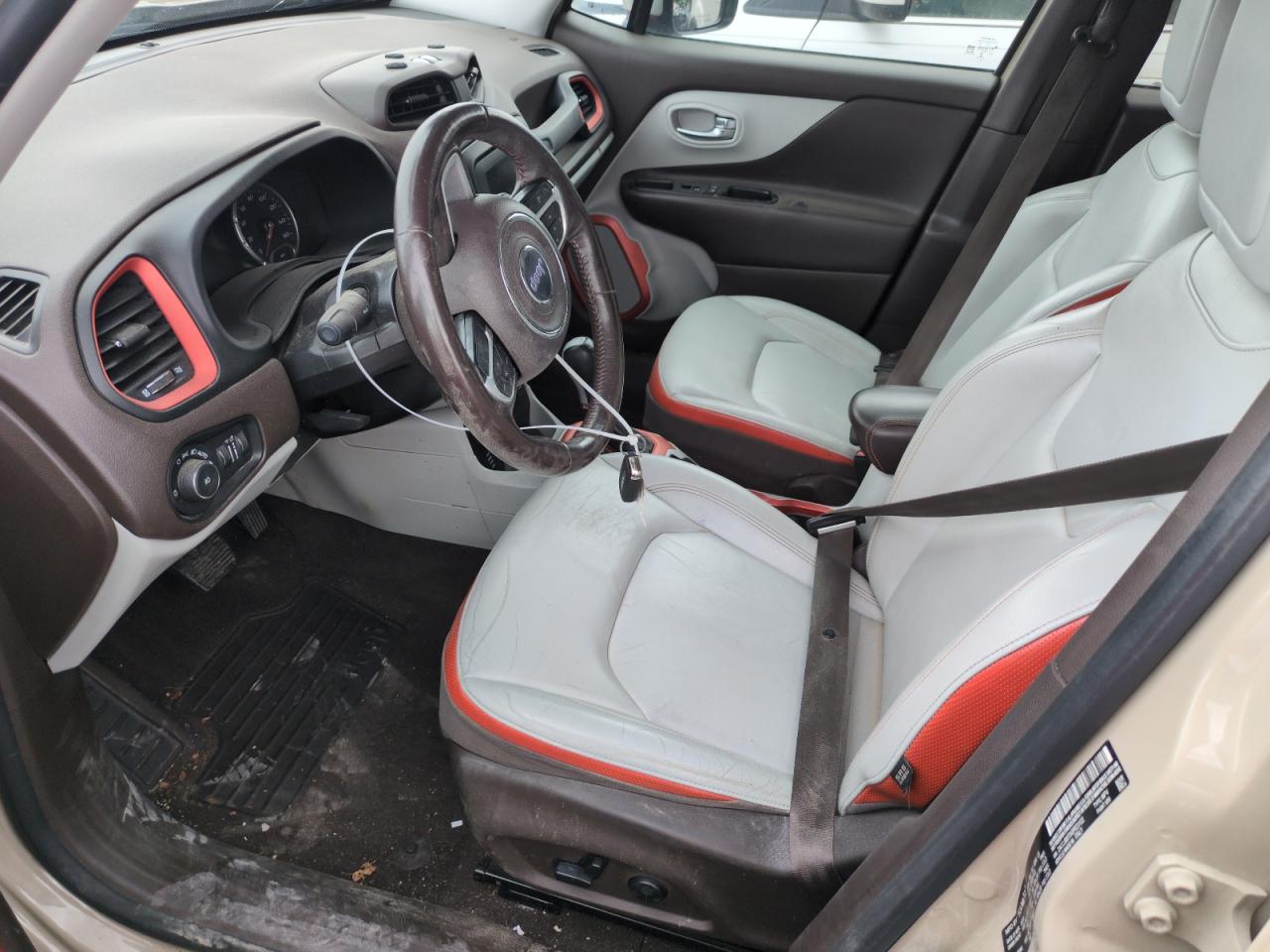 2016 Jeep Renegade - Image 7