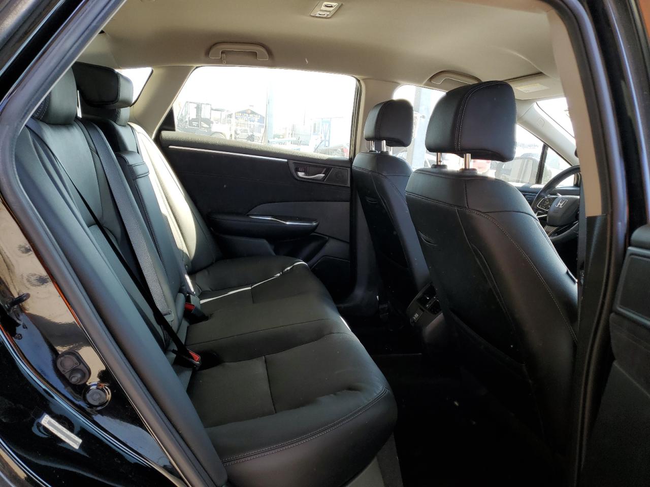 2018 Honda Clarity Touring VIN: JHMZC5F37JC007376 Lot: 52385225