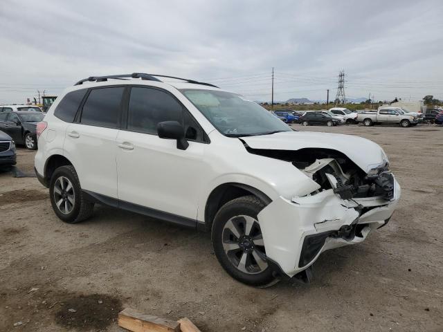  SUBARU FORESTER 2017 Белый