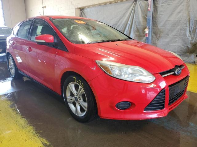  FORD FOCUS 2013 Czerwony