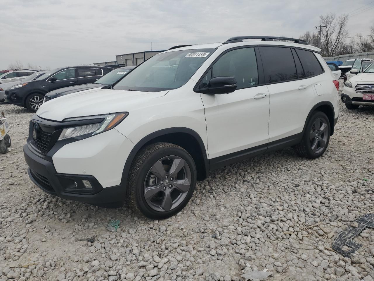 Wayland, MI에서 판매 중인 2021 Honda Passport Touring - Side