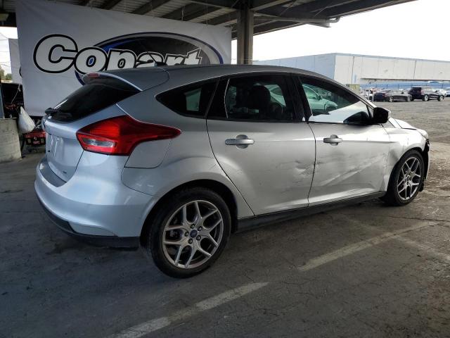 Хэтчбеки FORD FOCUS 2015 Серебристый